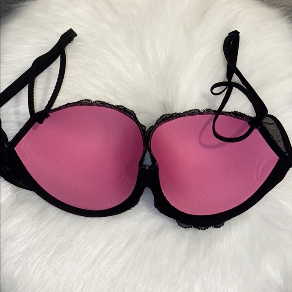 Victoria Secrets Bra - Picture 3 of 4